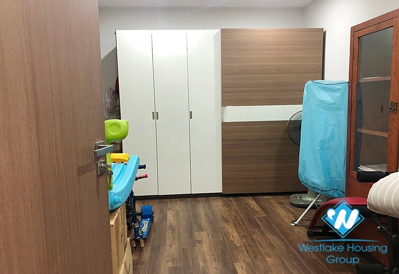Three bedroom apartment for rent, fully furnished, modern living room